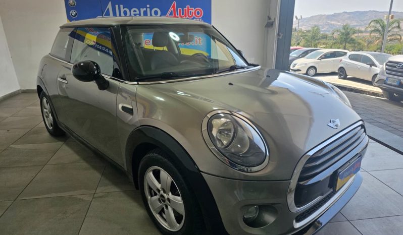 Mini 3 Porte One D Hype pieno