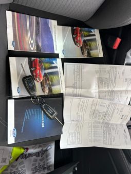 Ford C-Max pieno