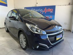Peugeot 208 pieno