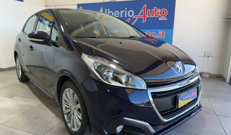 Peugeot 208 pieno