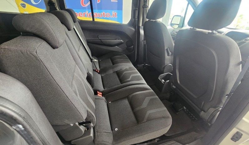 Ford Tourneo Connect pieno