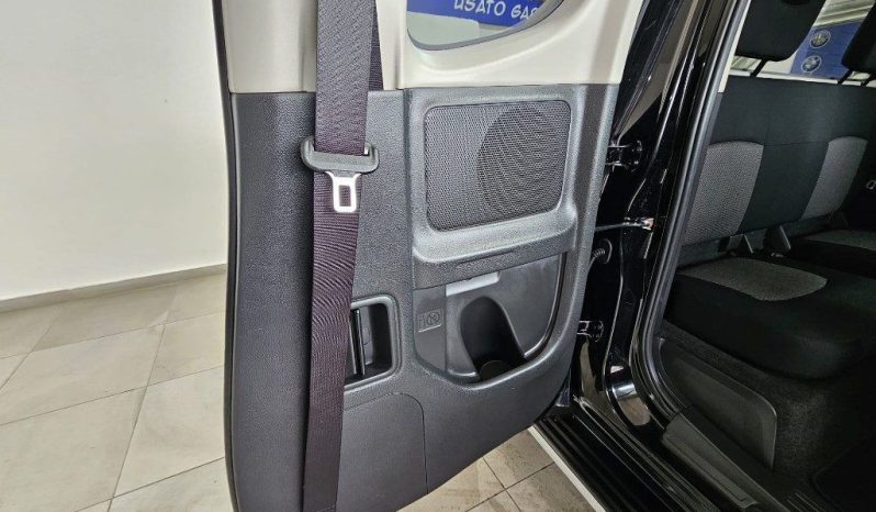 Mitsubishi L200 pieno