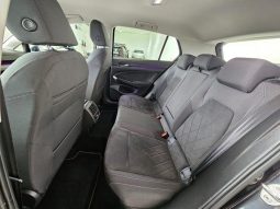 Volkswagen Golf pieno