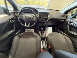 Peugeot 208 pieno