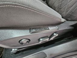 Volkswagen Golf pieno