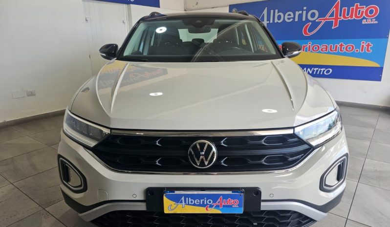 Volkswagen T-Roc pieno