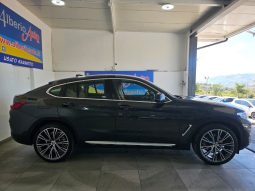 BMW X4 pieno