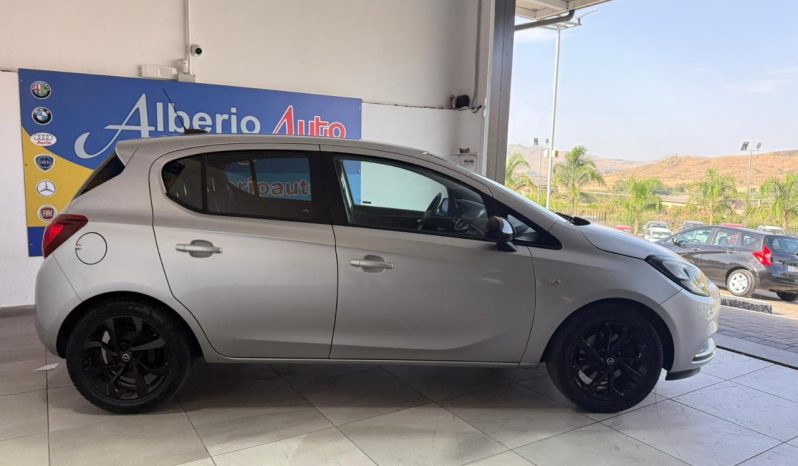 Opel Corsa pieno