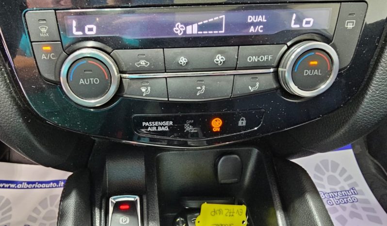 Nissan Qashqai pieno