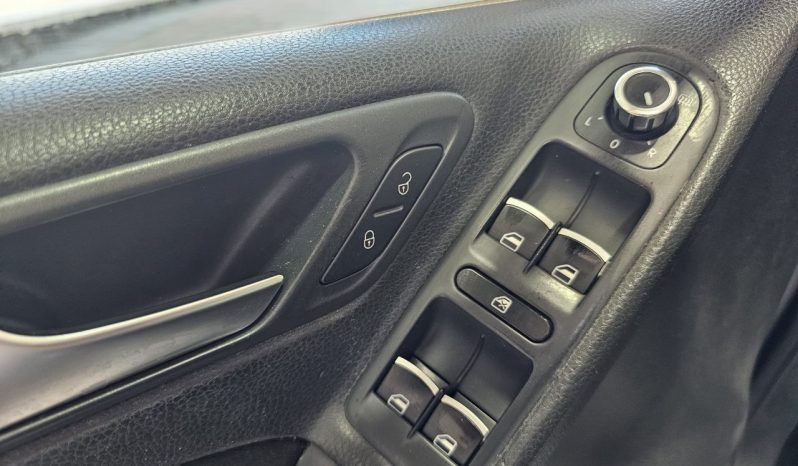 Volkswagen Golf 5 Porte pieno