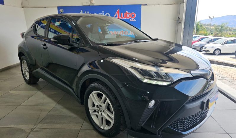Toyota C-HR pieno