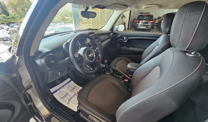 Mini 3 Porte One D Hype pieno
