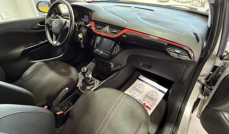 Opel Corsa pieno