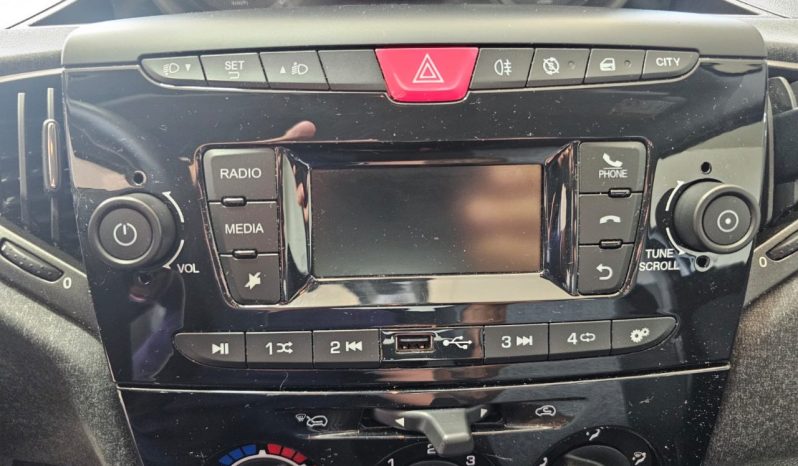 Lancia Ypsilon pieno