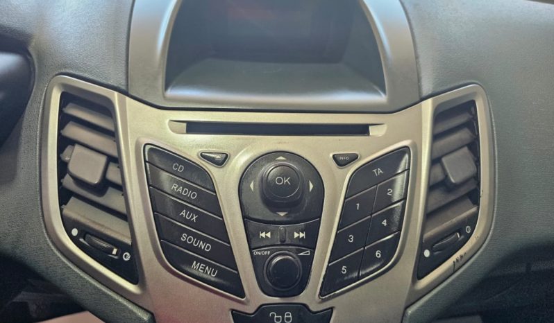 Ford Fiesta 5 Porte pieno