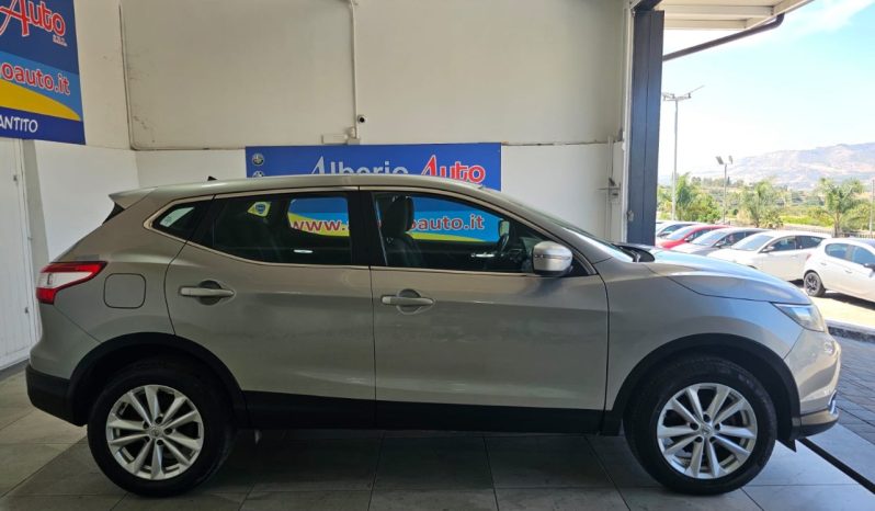 Nissan Qashqai pieno