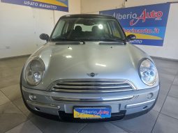 Mini 3 Porte One D pieno