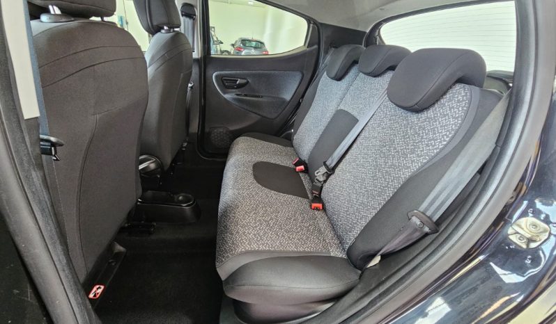 Lancia Ypsilon pieno