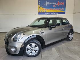 Mini 3 Porte One D Hype
