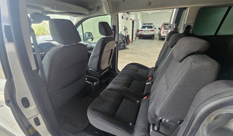 Ford Tourneo Connect pieno
