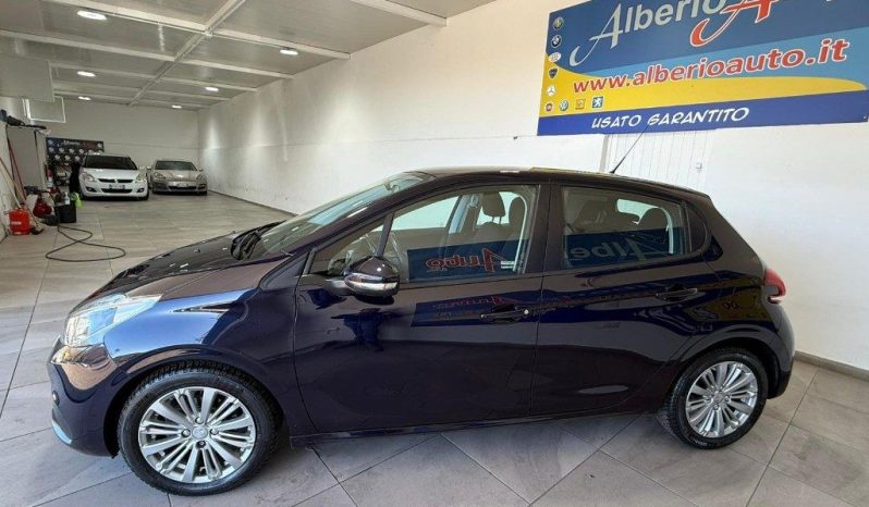 Peugeot 208 pieno