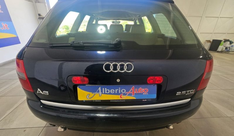 Audi A6 Avant pieno