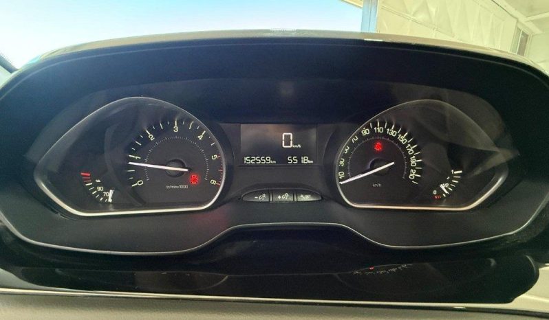 Peugeot 208 pieno