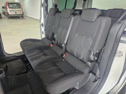 Ford Tourneo Connect pieno