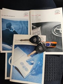 Toyota RAV 4 pieno