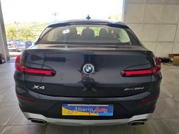 BMW X4 pieno