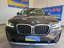 BMW X4 pieno