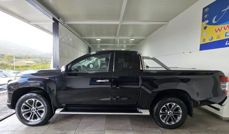 Mitsubishi L200 pieno