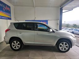 Toyota RAV 4 pieno