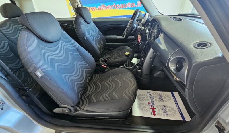 Mini 3 Porte One D pieno