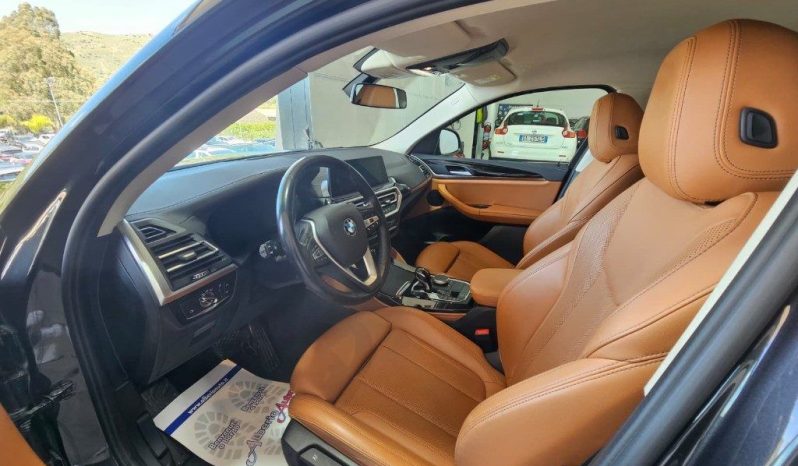 BMW X4 pieno