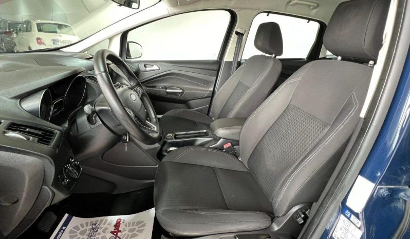 Ford C-Max pieno