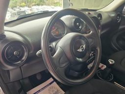 Mini Countryman One D Business pieno