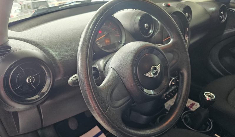 Mini Countryman One D Business pieno