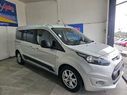 Ford Tourneo Connect pieno
