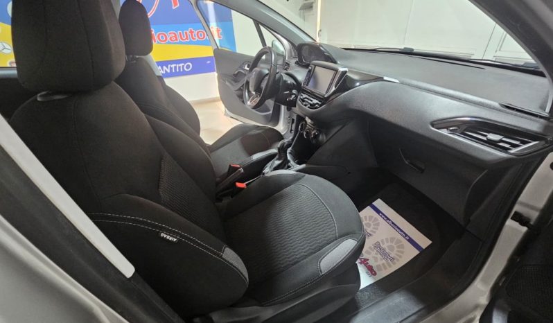 Peugeot 208 5 Porte pieno