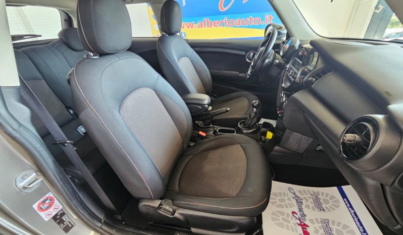 Mini 3 Porte One D Hype pieno
