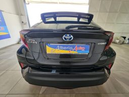 Toyota C-HR pieno