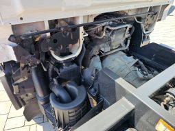 Nissan Cabstar pieno