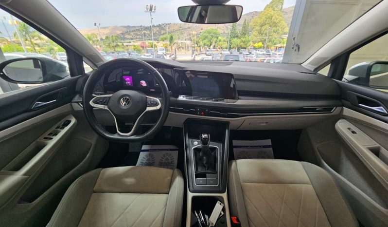 Volkswagen Golf pieno