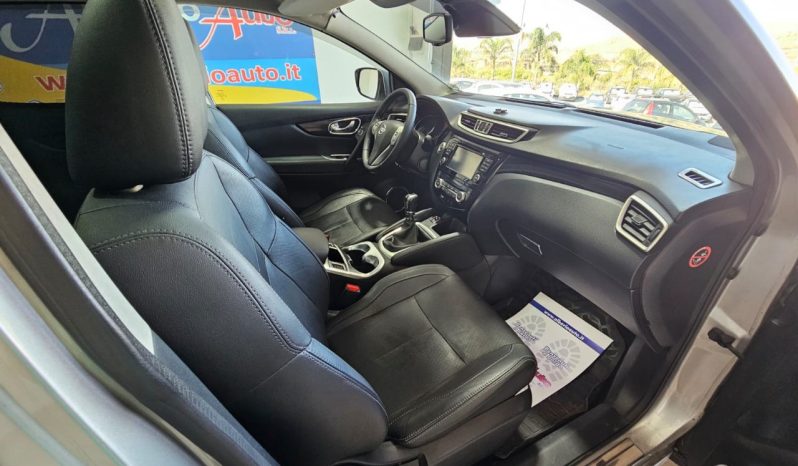 Nissan Qashqai pieno