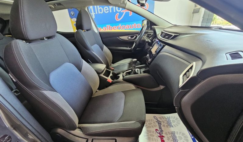 Nissan Qashqai pieno