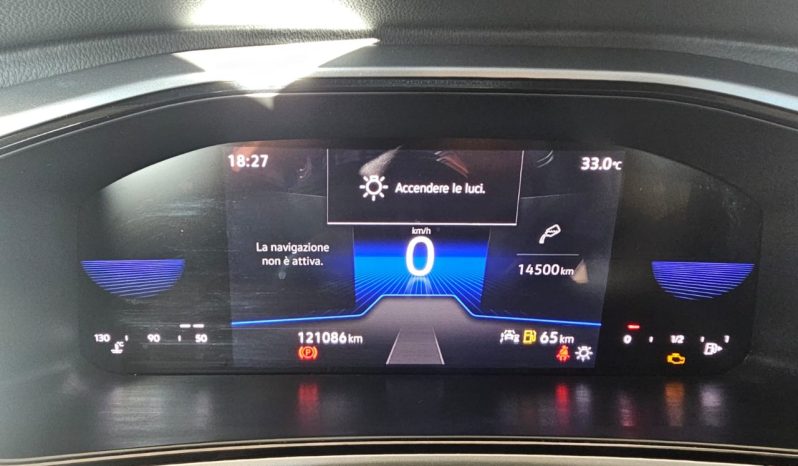 Volkswagen T-Roc pieno