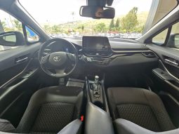 Toyota C-HR pieno