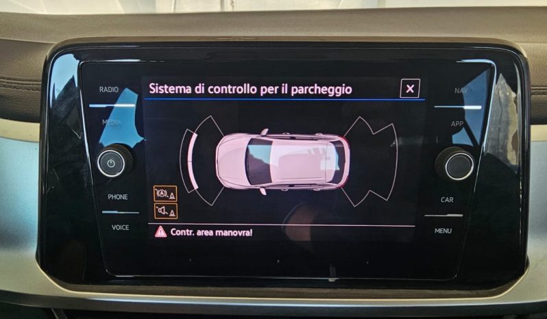 Volkswagen T-Roc pieno