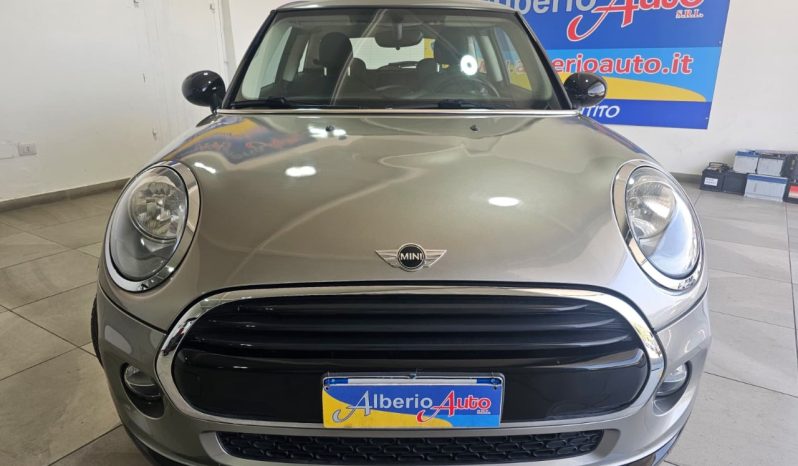 Mini 3 Porte One D Hype pieno